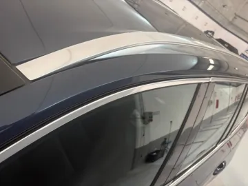 Car image 48