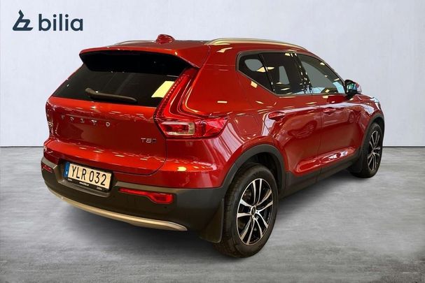 Volvo XC40 T5 AWD Momentum 185 kW image number 19