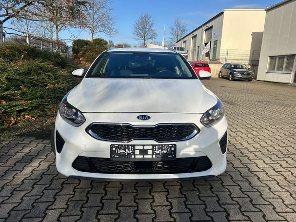 Kia Ceed SW Attract 74 kW image number 3