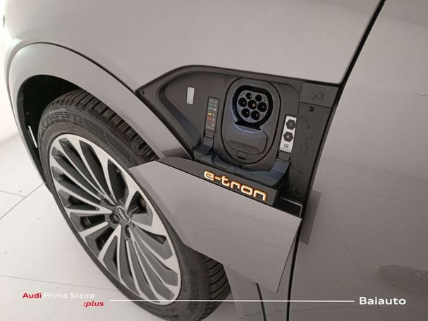 Audi e-tron 50 quattro Sportback Business 230 kW image number 11