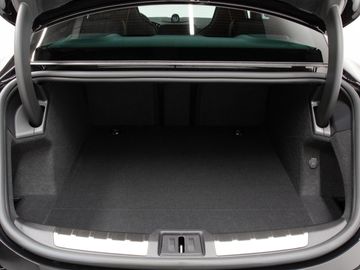 Car image 36