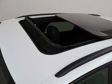 Car image 35