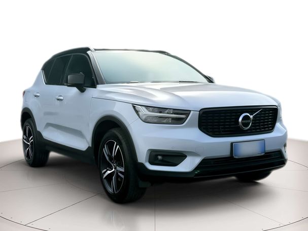 Volvo XC40 T3 120 kW image number 2