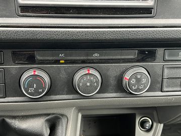 Car image 35