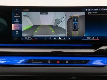 Car image 40