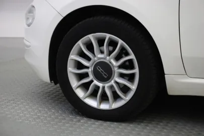 Car image 26