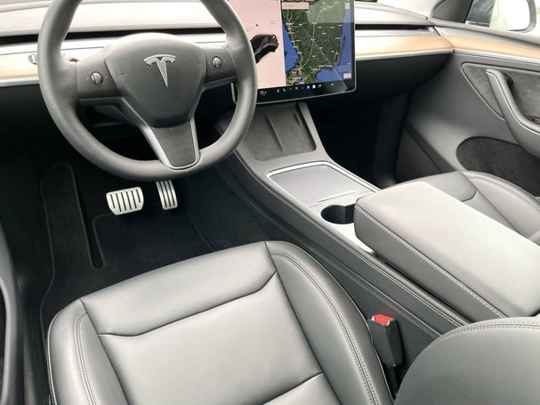 Tesla Model Y Performance 393 kW image number 5