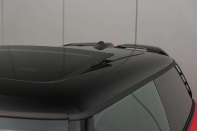 Car image 36