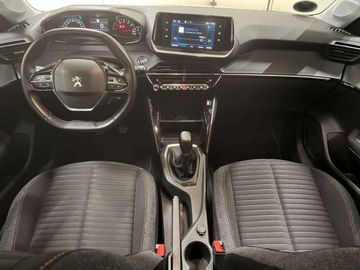 Car image 37