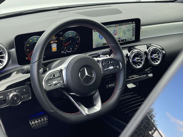 Mercedes-Benz A 220 140 kW image number 7