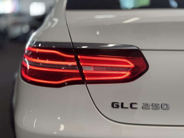 Mercedes-Benz GLC 250 4Matic 155 kW image number 11