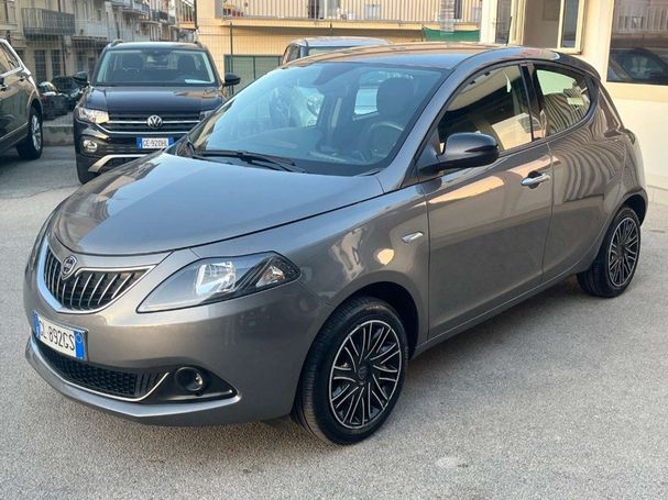 Lancia Ypsilon 51 kW image number 1