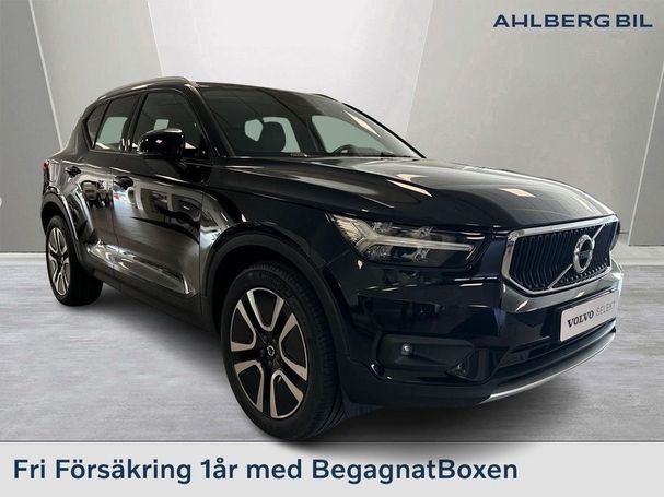 Volvo XC40 T2 Momentum 95 kW image number 1