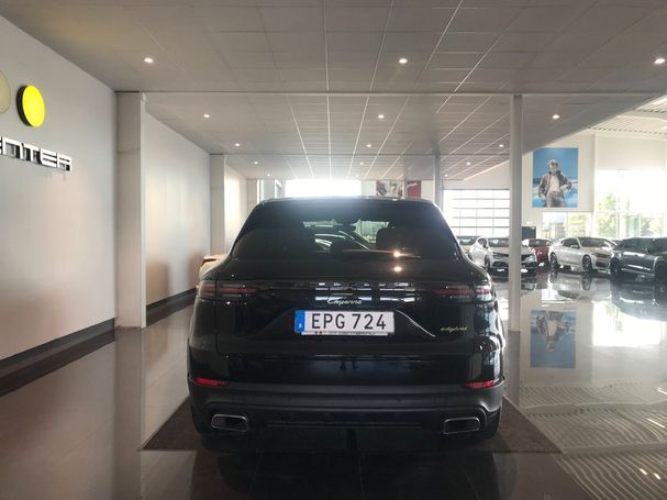 Porsche Cayenne E-Hybrid 341 kW image number 4