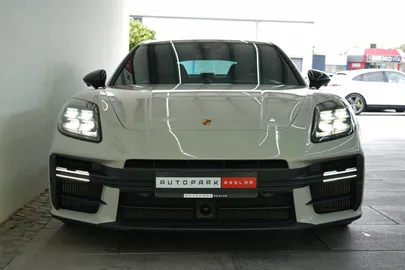 Car image 33