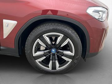 Car image 37