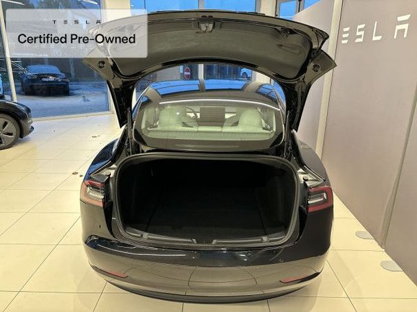 Tesla Model 3 Long Range AWD 258 kW image number 8