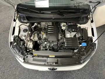 Car image 45