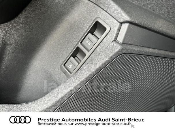 Audi A3 40 TFSIe S tronic S-line Sportback 150 kW image number 16