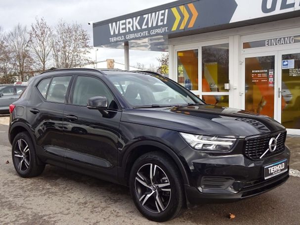 Volvo XC40 T4 140 kW image number 9