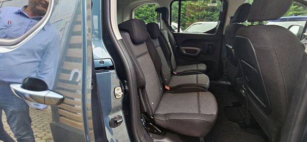 Toyota Proace City Verso L1 1.5 D-4D Team 96 kW image number 10