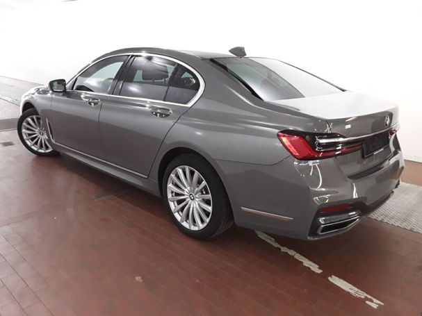 BMW 740d xDrive M Sport 235 kW image number 4