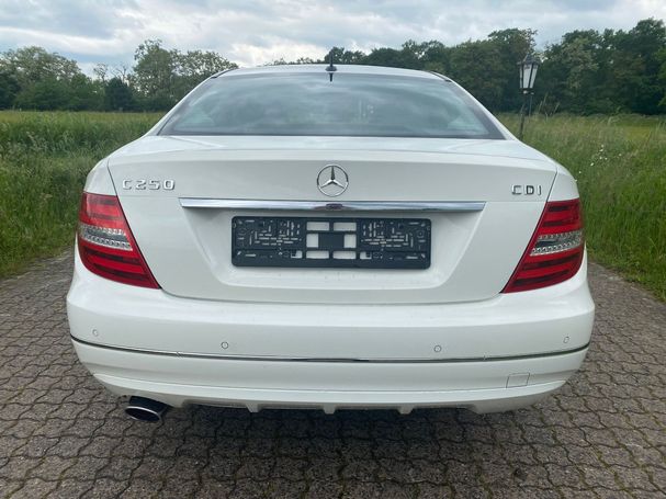 Mercedes-Benz C 250 Coupe 150 kW image number 8