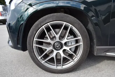 Car image 34