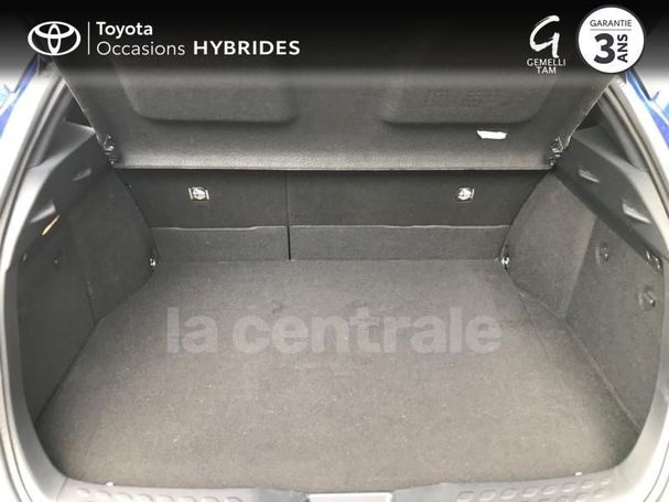 Toyota C-HR 2.0 Hybrid 135 kW image number 11