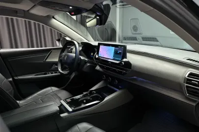 Car image 39