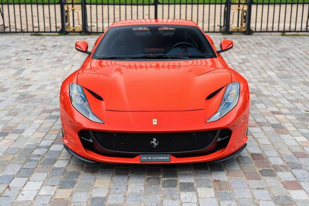 Ferrari 812 Superfast 588 kW image number 3