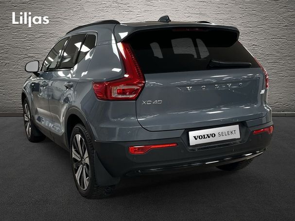 Volvo XC40 Recharge T4 Plus Dark 157 kW image number 3