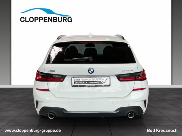 BMW 330 Touring e M Sport xDrive 215 kW image number 3