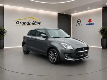 Car image 3