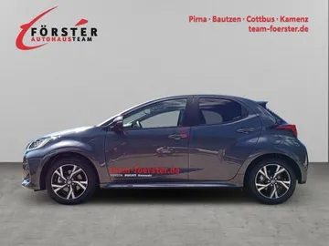 Car image 4
