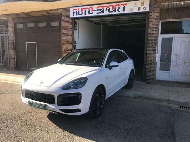 Porsche Cayenne Coupé E-Hybrid 340 kW image number 1