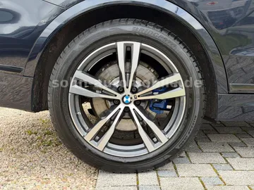 Car image 50