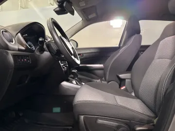 Car image 22