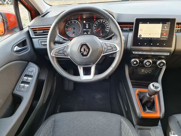 Car image 11