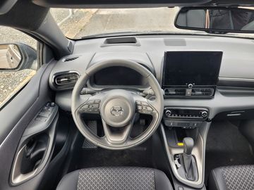 Car image 15