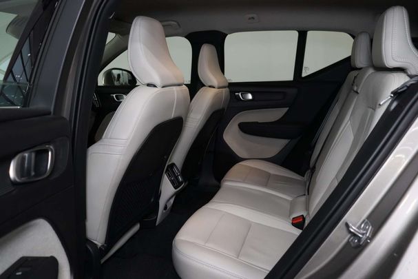 Volvo XC40 T2 Inscription 95 kW image number 18