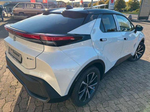 Toyota C-HR 2.0 Hybrid 144 kW image number 2