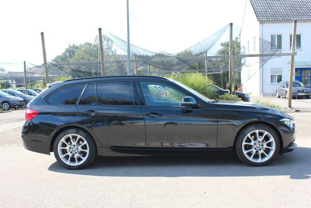 BMW 320i Touring 135 kW image number 2