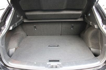 Car image 31