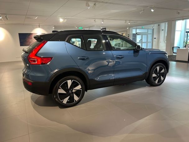 Volvo XC40 Recharge Single Motor Extended Range Core 188 kW image number 3