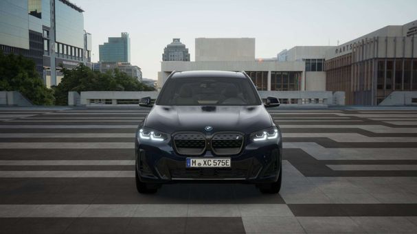 BMW iX3 210 kW image number 2