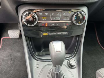 Car image 28