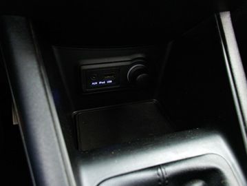 Car image 37