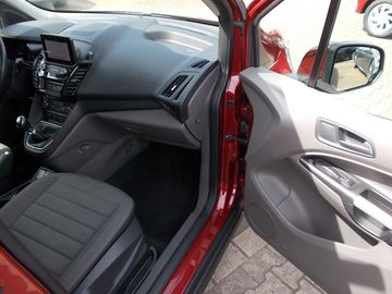 Car image 25