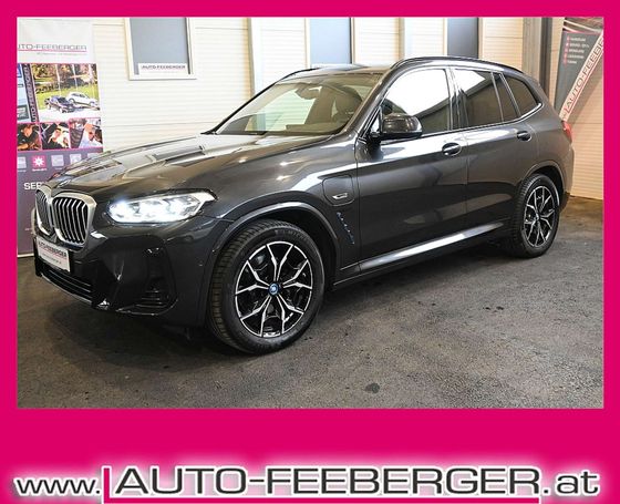 BMW X3 xDrive30e 215 kW image number 1